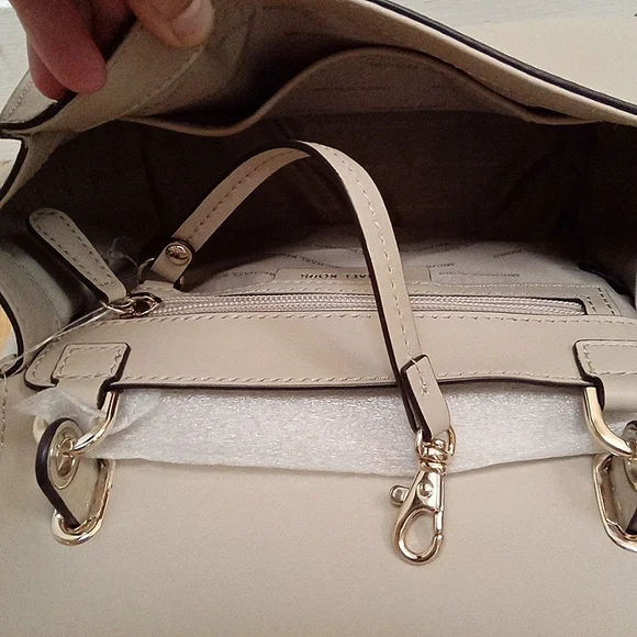 NEW! Michael Kors Whitney Fawn MD Satchel Leather - Picture 7 of 8